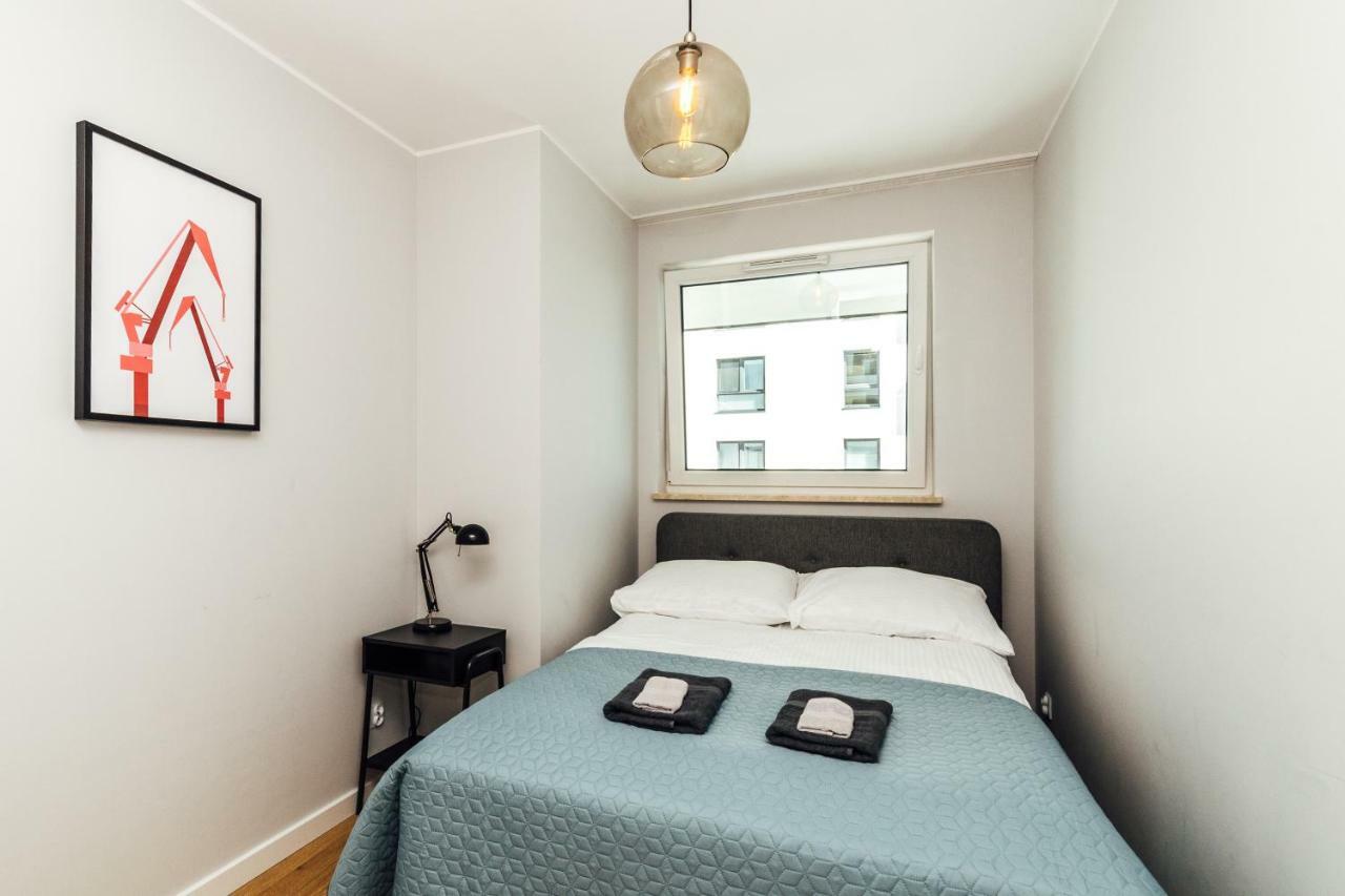 Pobookowane Stocznia Apartments غدانسك المظهر الخارجي الصورة