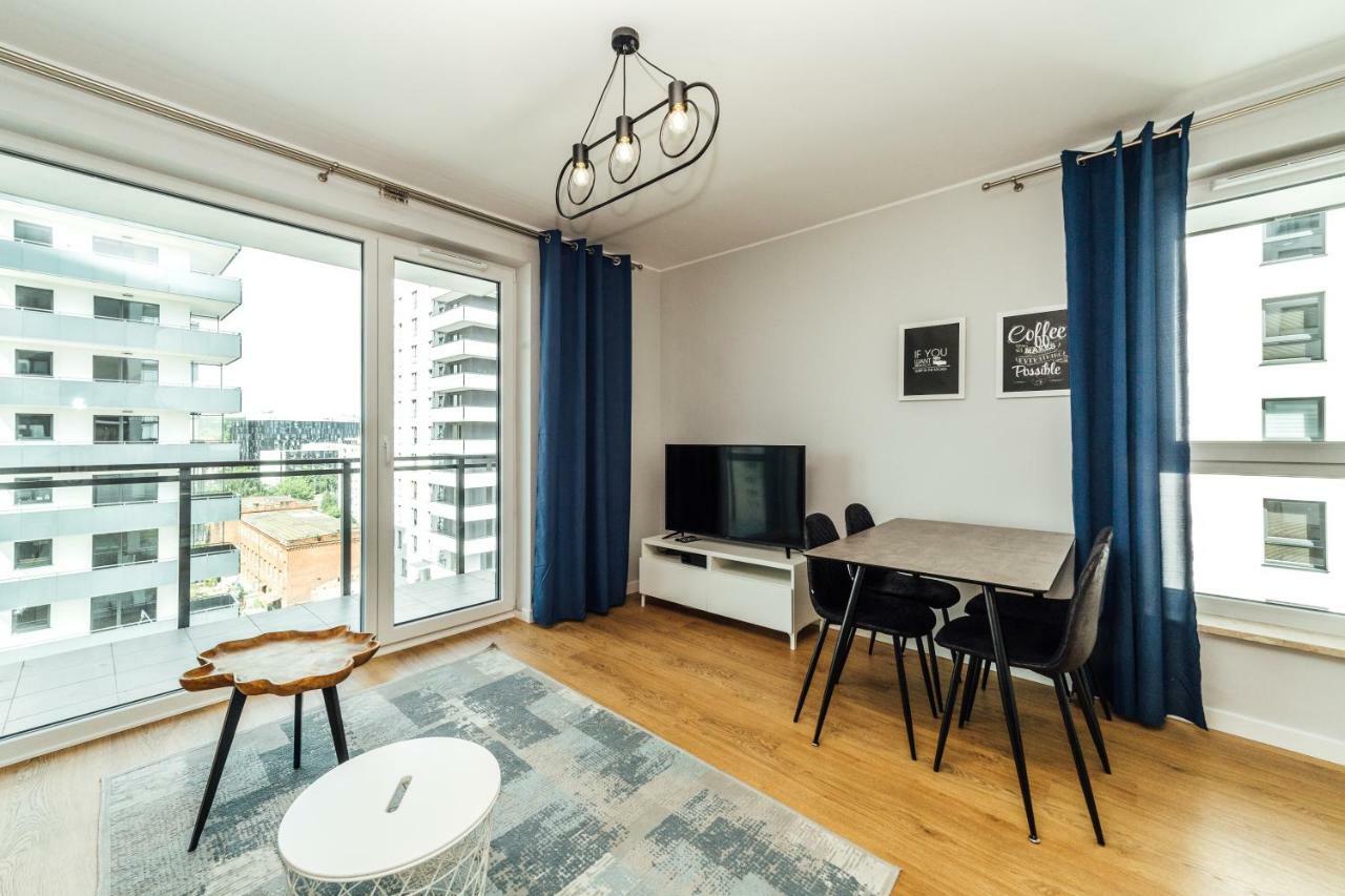 Pobookowane Stocznia Apartments غدانسك المظهر الخارجي الصورة