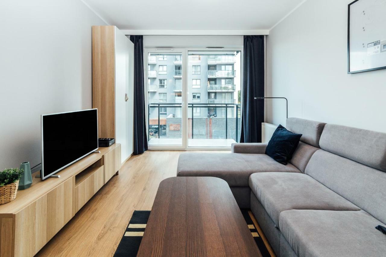 Pobookowane Stocznia Apartments غدانسك المظهر الخارجي الصورة