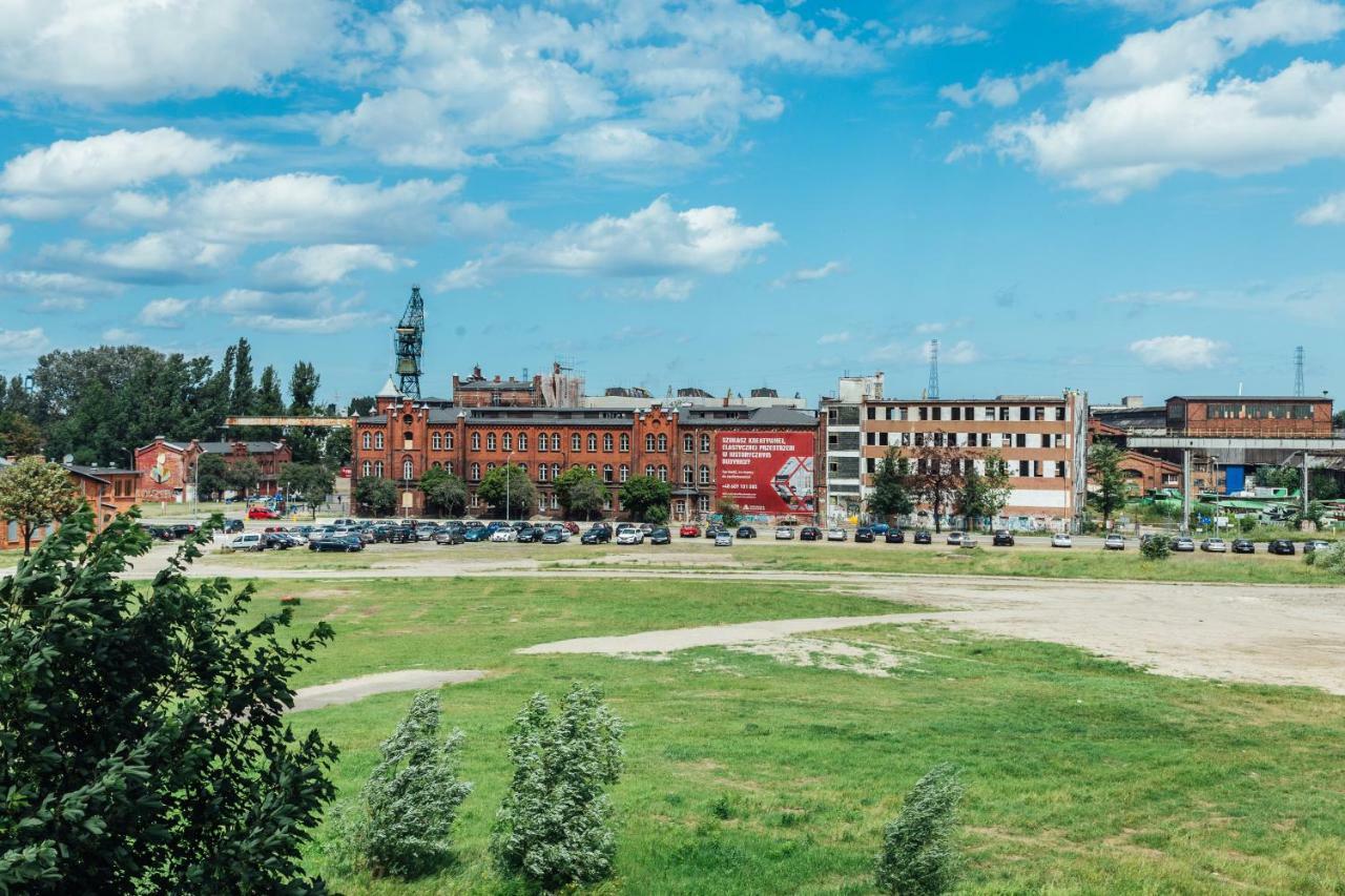 Pobookowane Stocznia Apartments غدانسك المظهر الخارجي الصورة